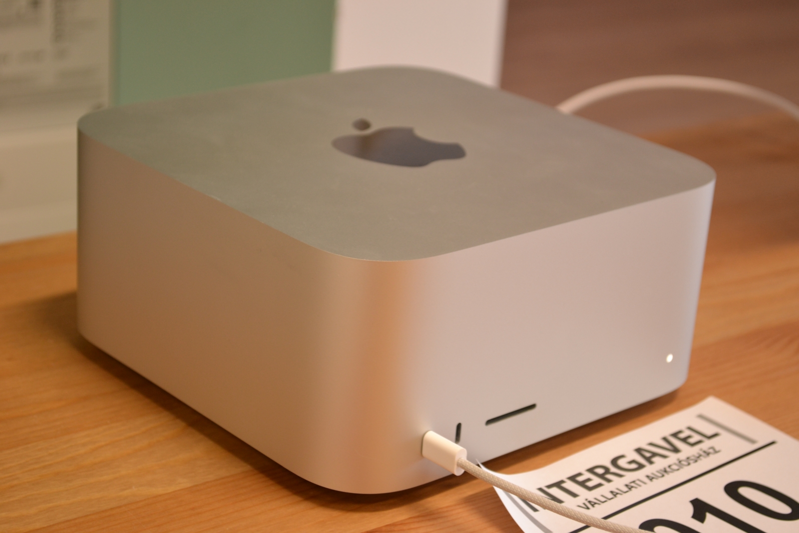 Apple Mac Studio M1 Max 2