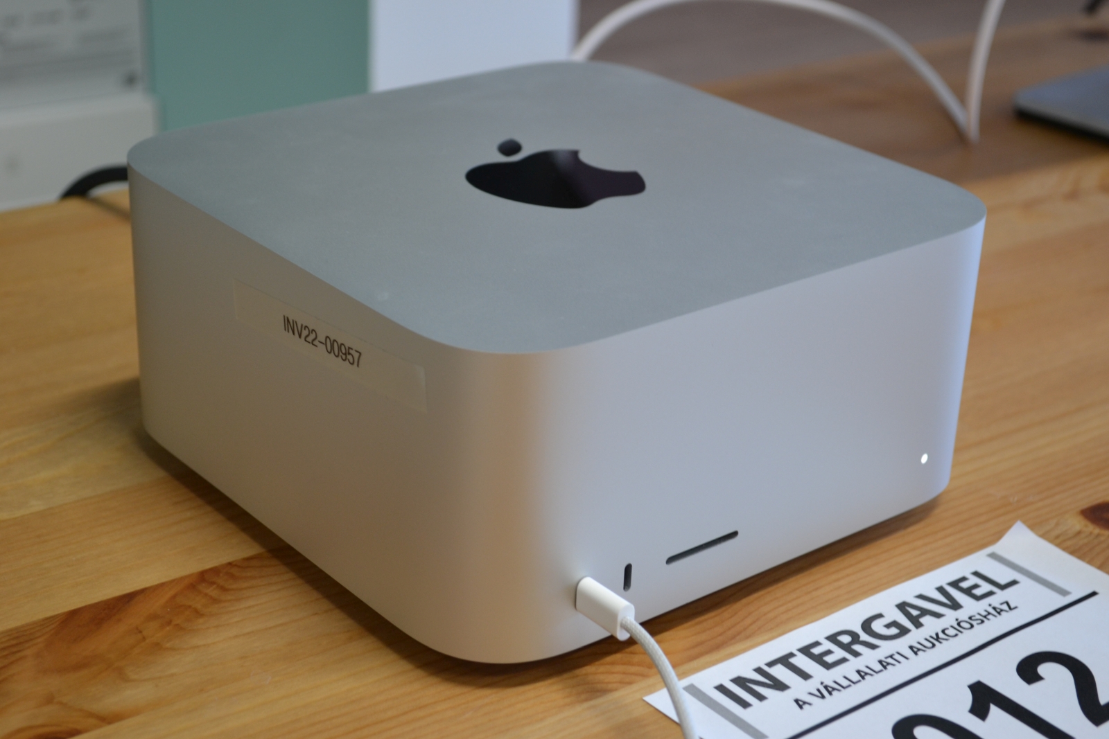 Apple Mac Studio M1 Max 2