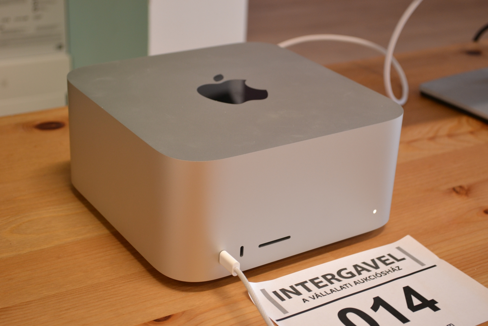 Apple Mac Studio M1 Max 2