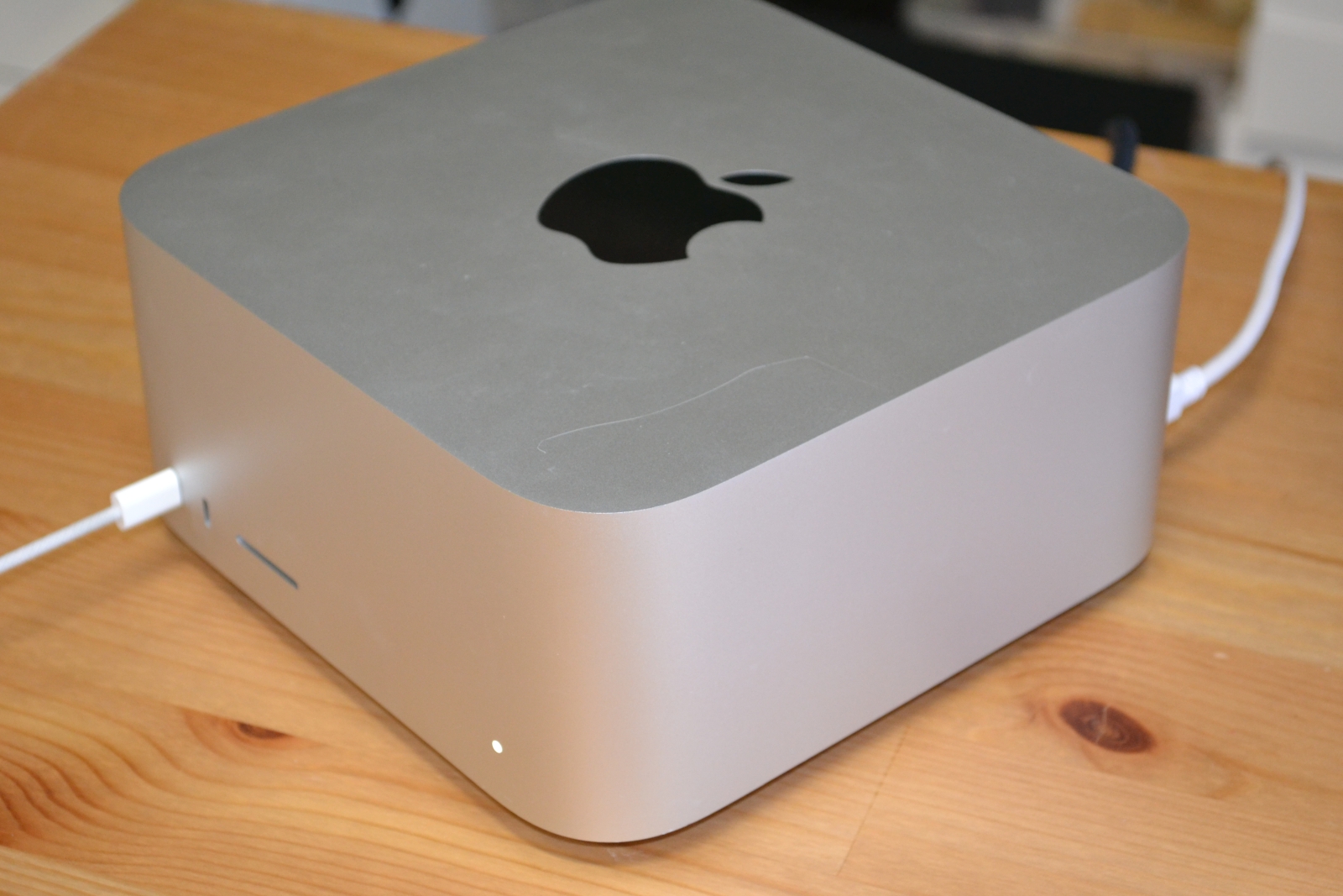 Apple Mac Studio M1 Max 2