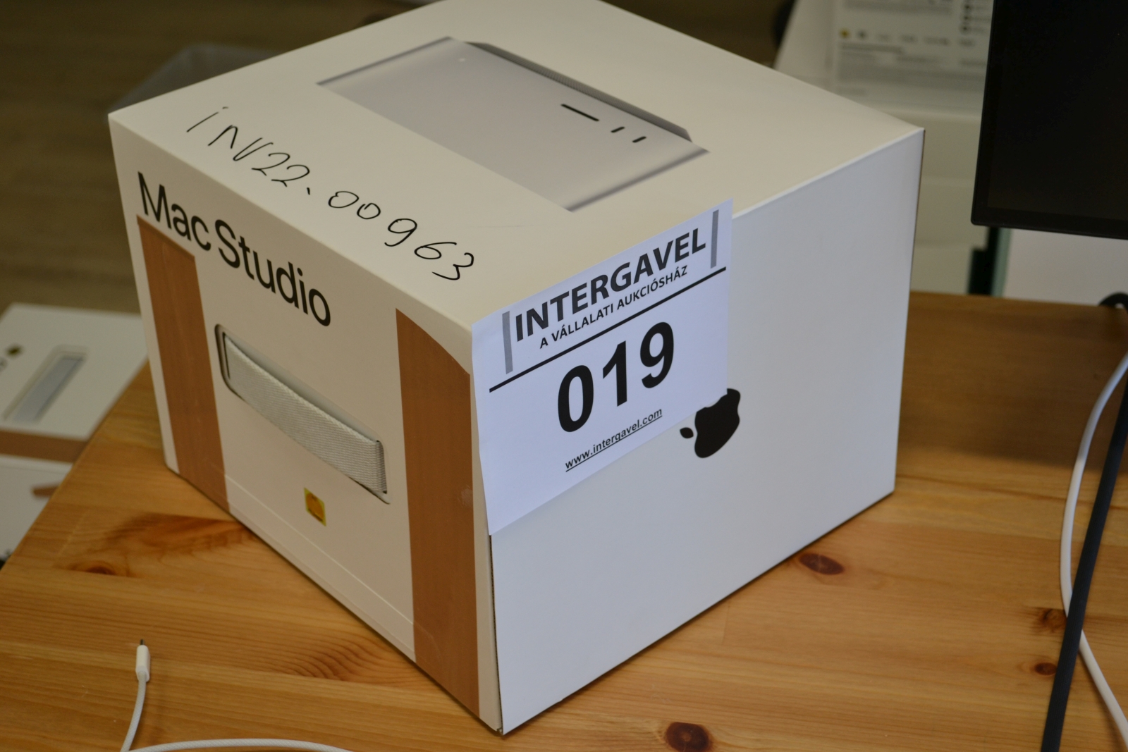 Apple Mac Studio M1 Max 4