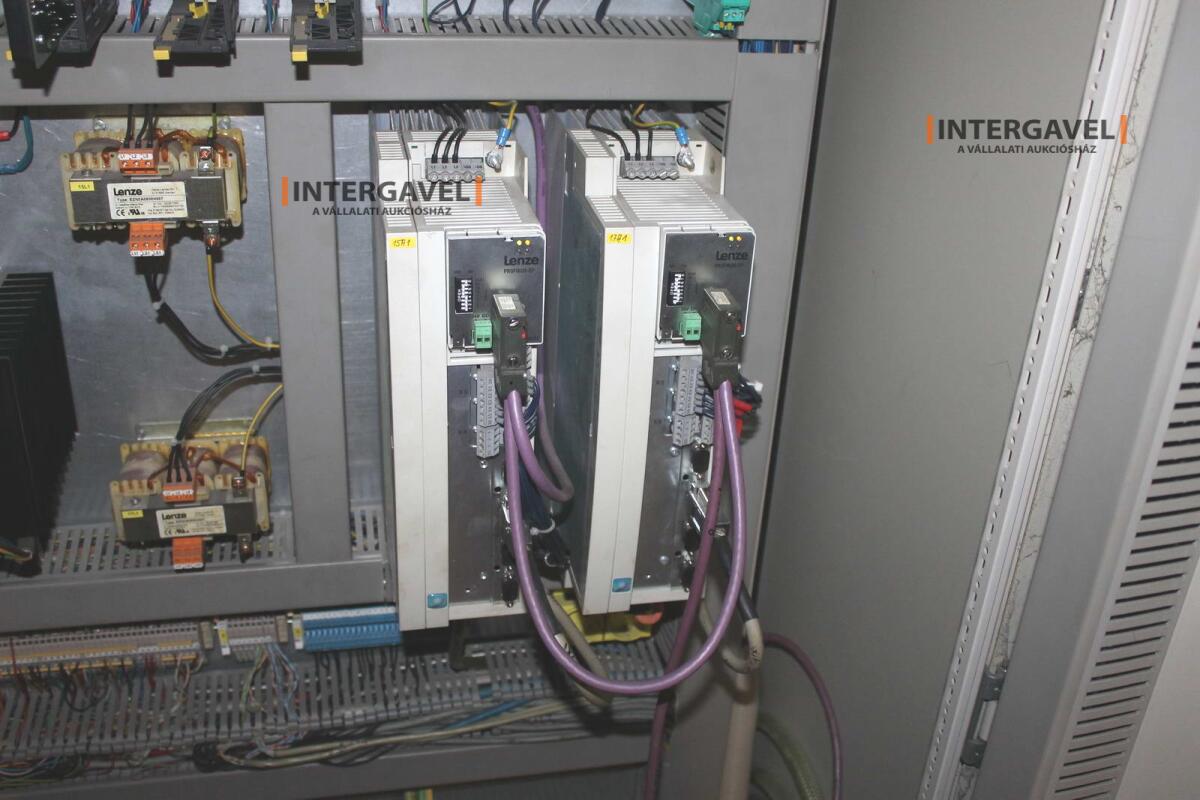 Pohár - minimál árat eléri 7