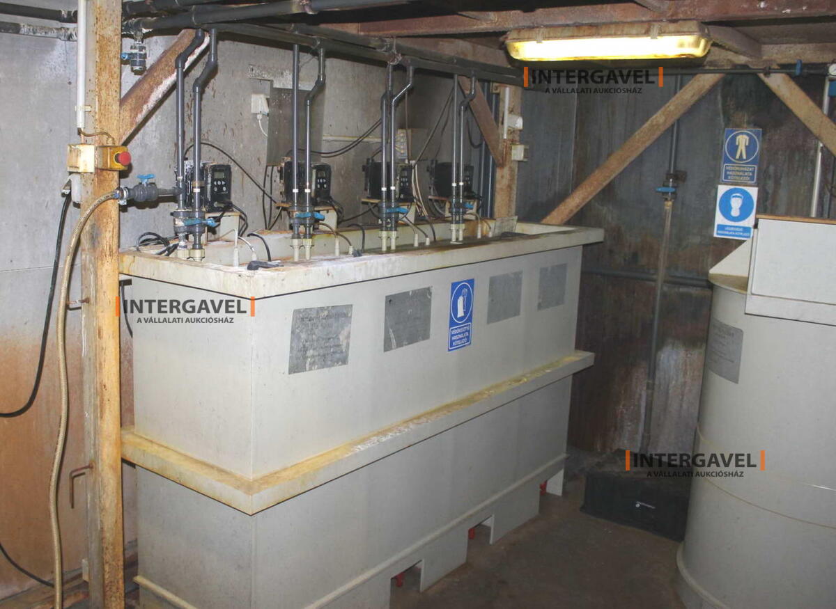 Pohár - nincs minimál  jön licit 4