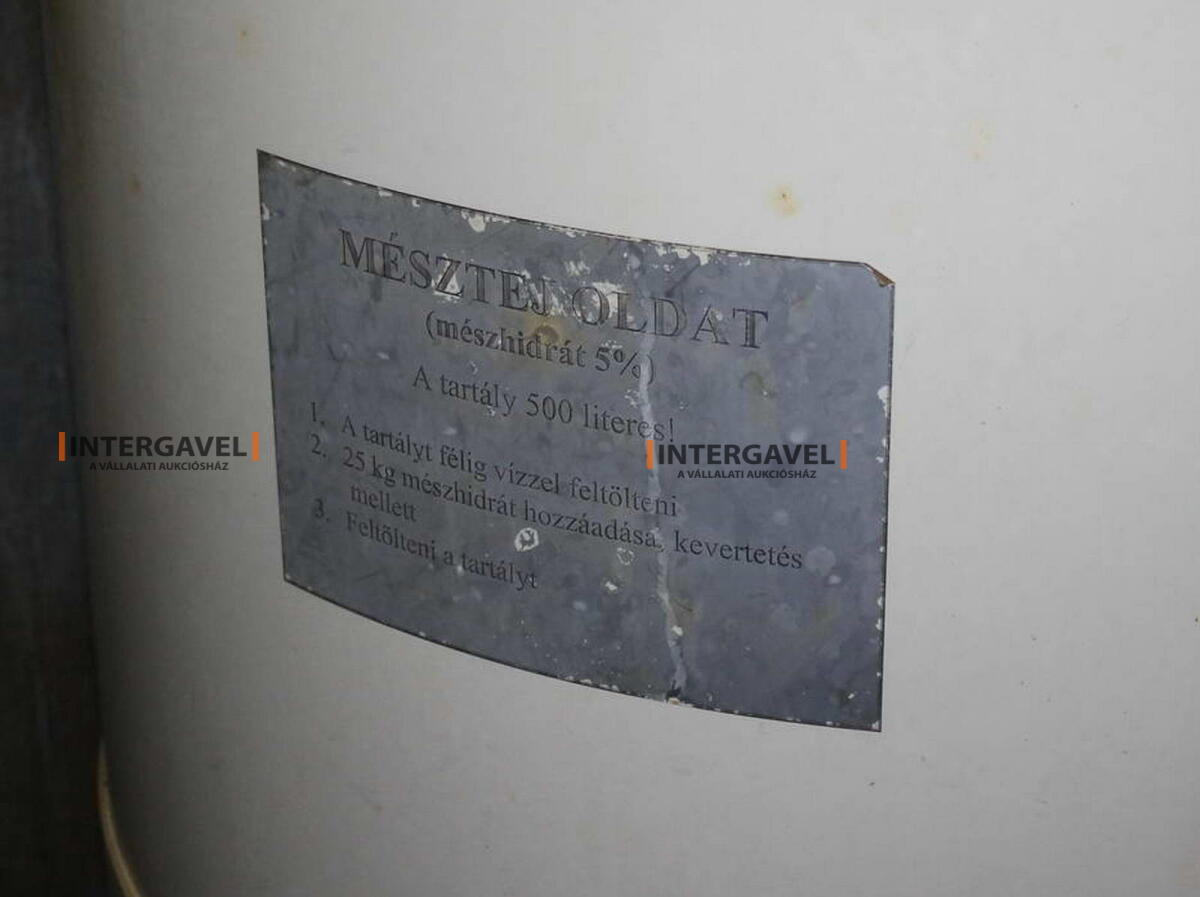 Pohár - nincs minimál  jön licit 9