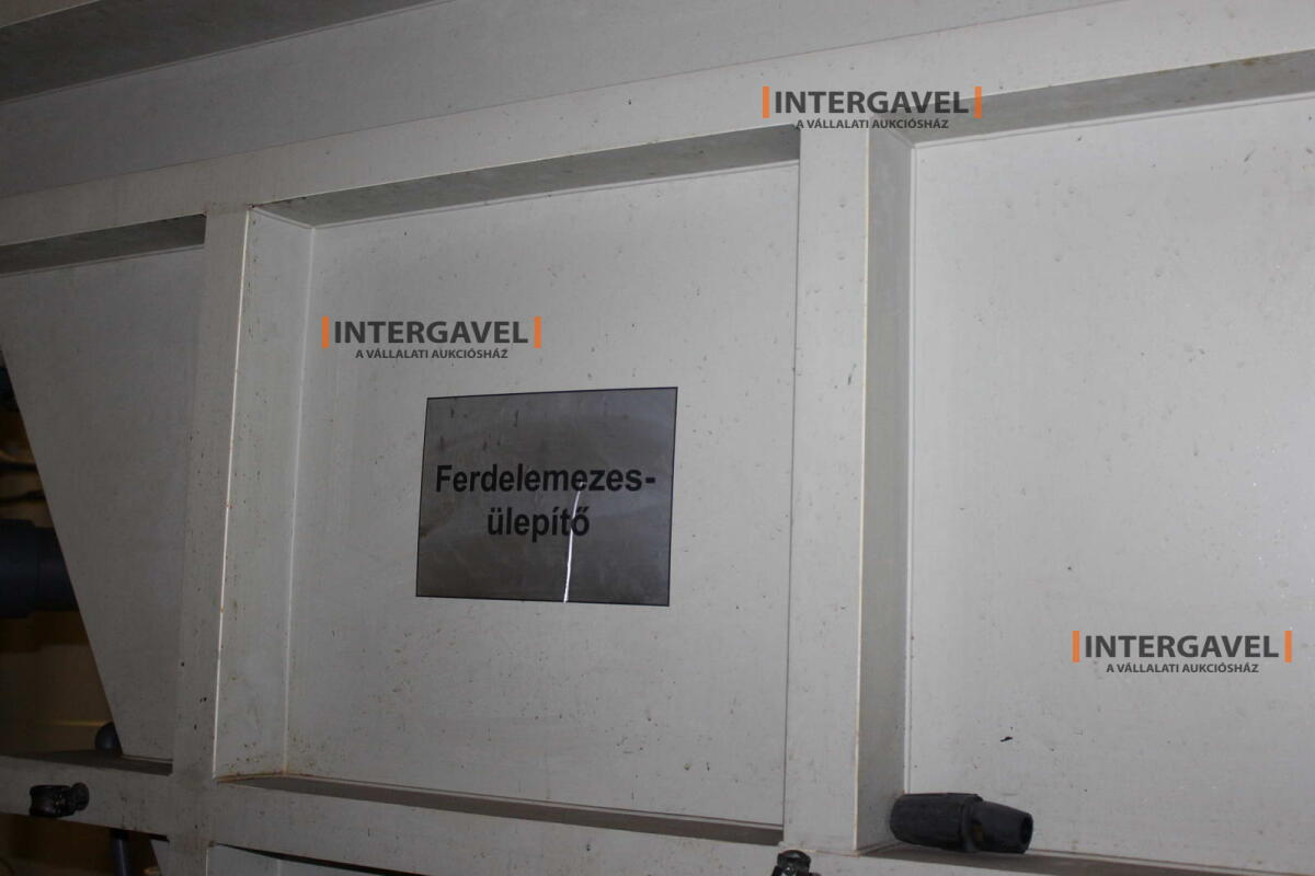 Pohár - nincs minimál  jön licit 11