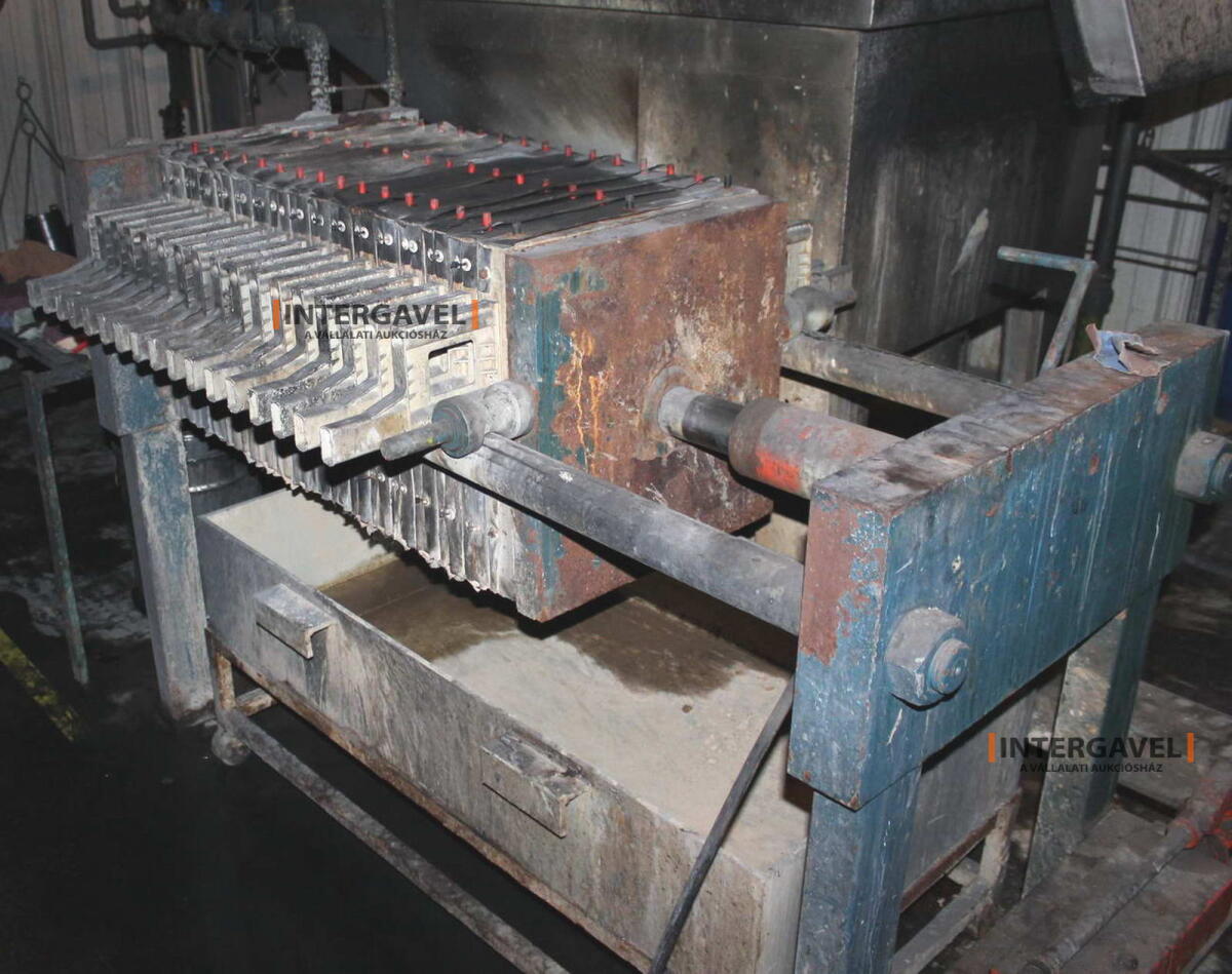 Pohár - nincs minimál  jön licit 14