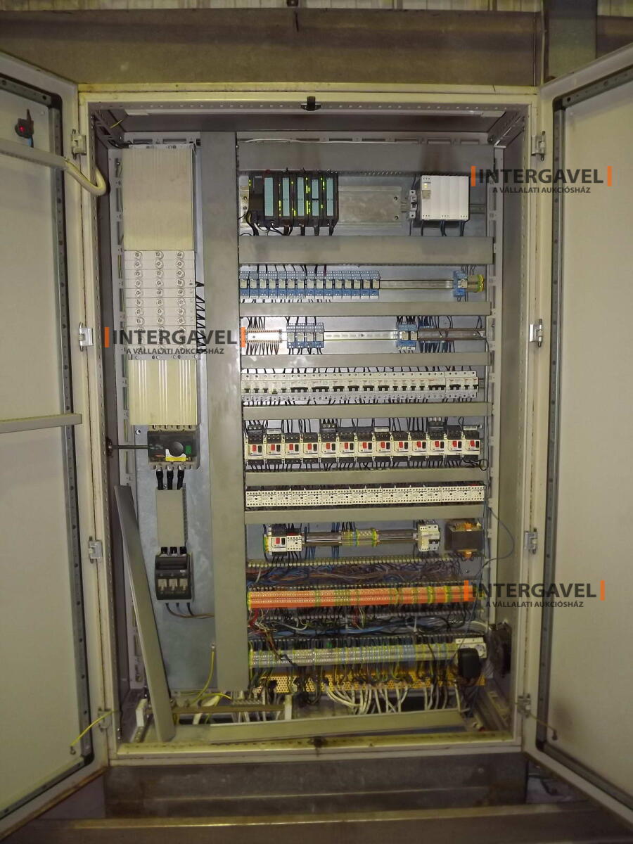 Pohár - nincs minimál  jön licit 16