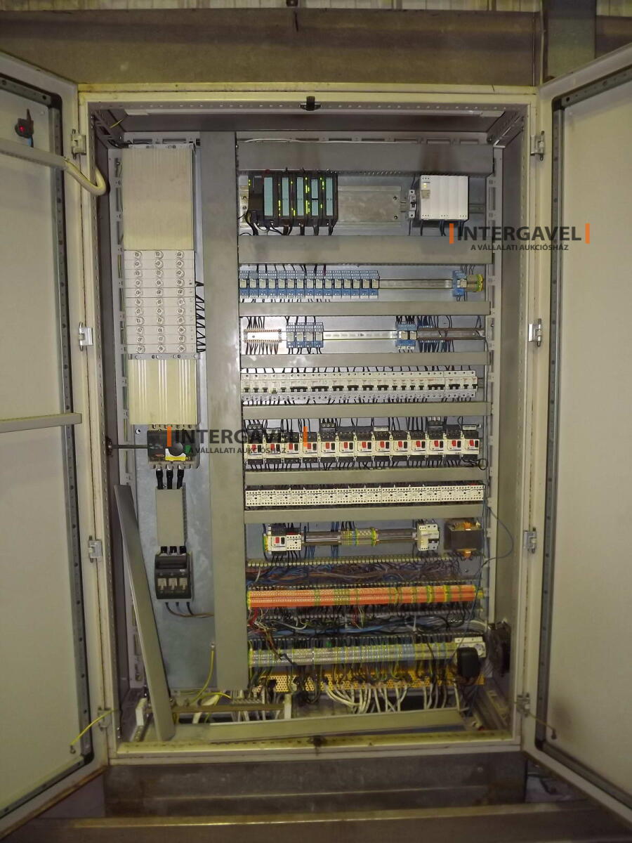 Pohár - nincs minimál  jön licit 16