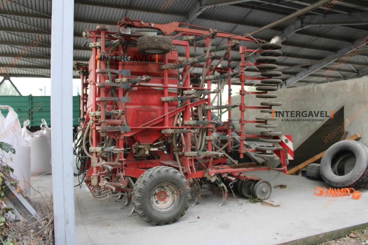 Gabona vetőgép - Kverneland 2