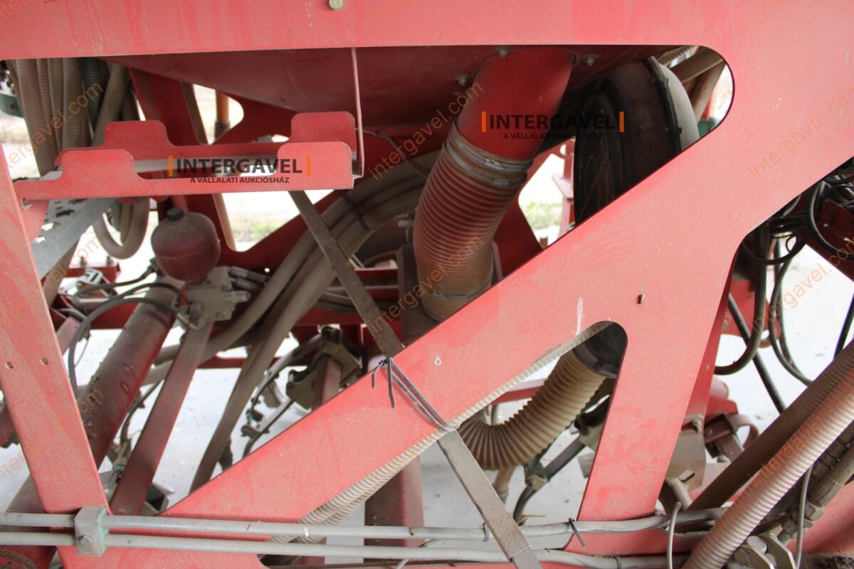 Gabona vetőgép - Kverneland 10