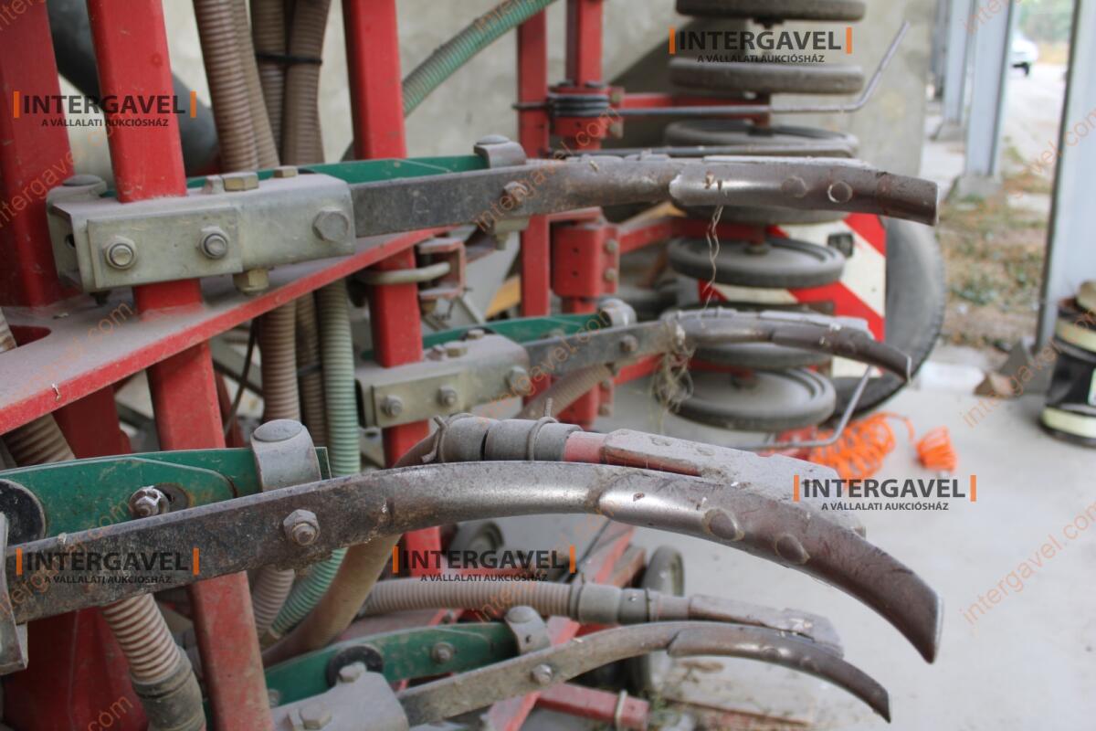 Gabona vetőgép - Kverneland 24