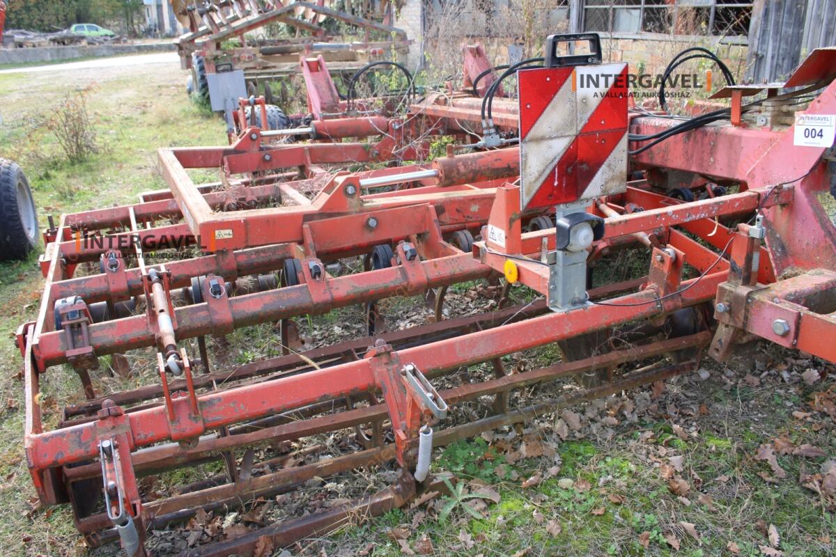 Kultivátor 11