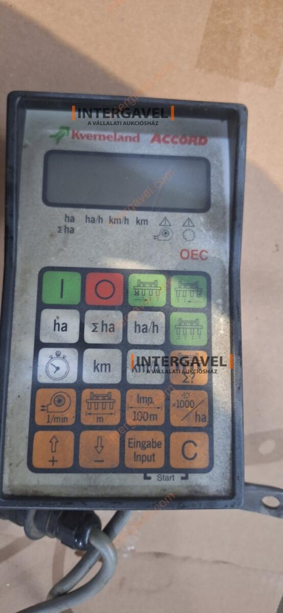 Szemenkénti vetőgép - Kverneland 24