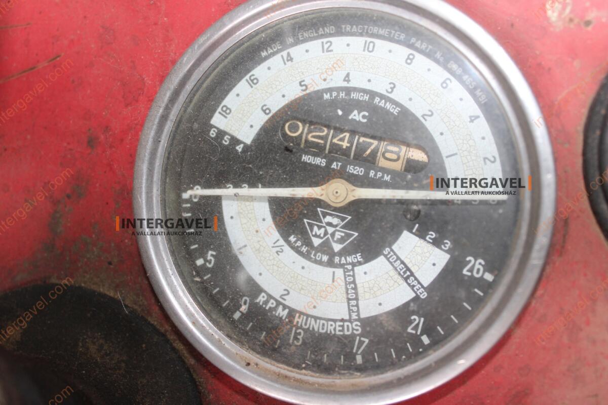 Traktor - Massey Fergusson 14