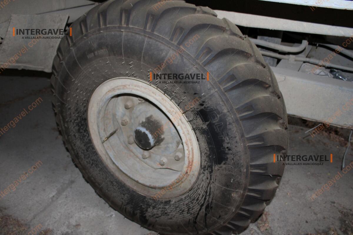 Pótkocsi - Erdőgép 12