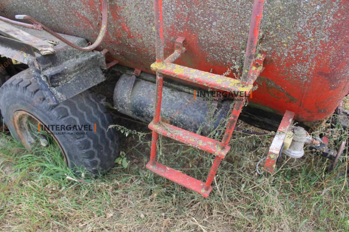 Tartálykocsi - DETK 8