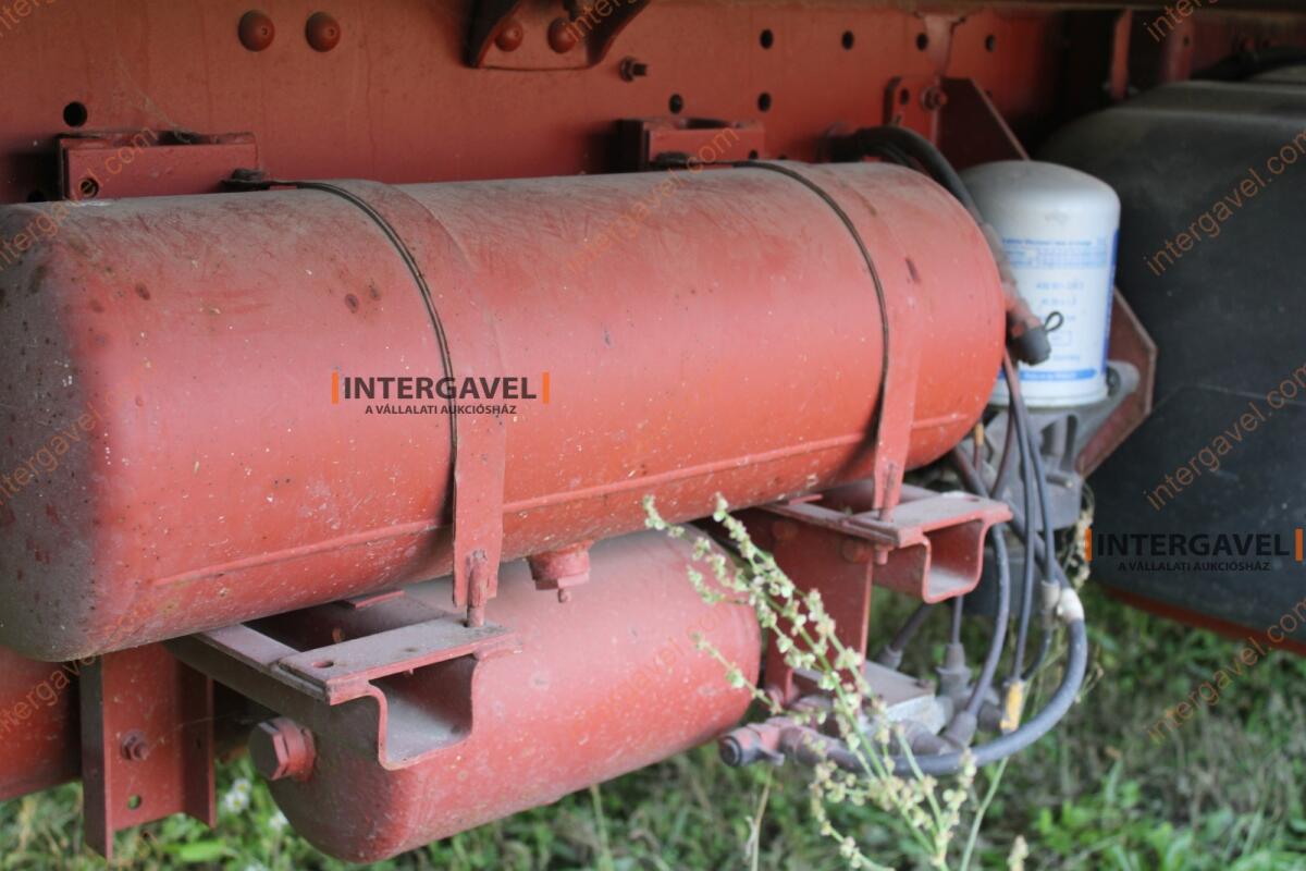 Teherautó - Iveco 23