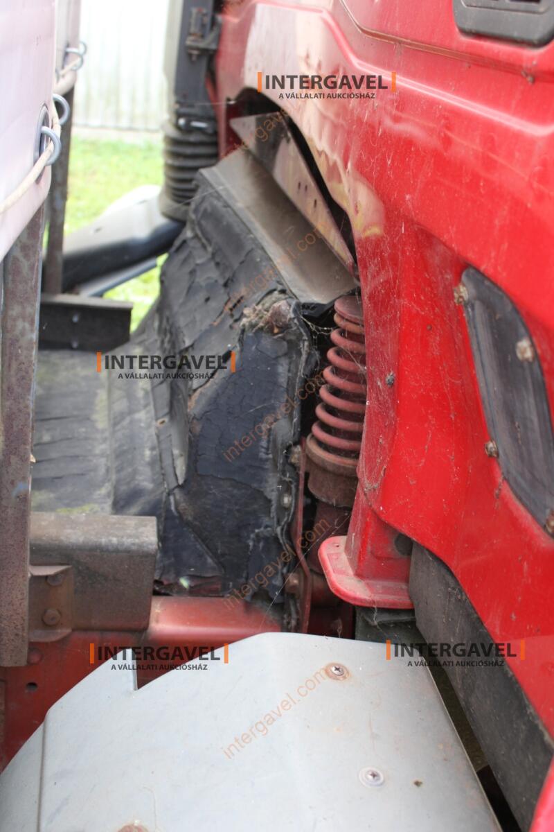 Teherautó - Iveco 26