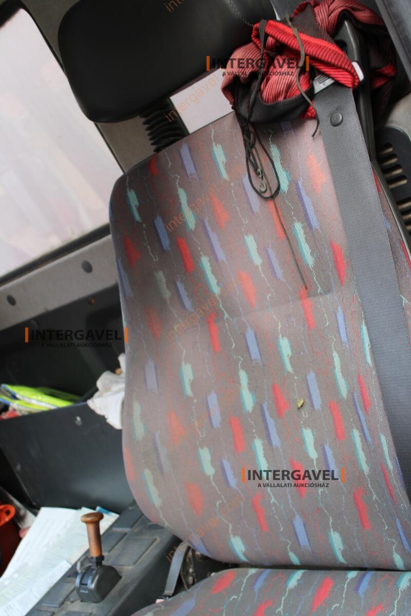 Teherautó - Iveco 29