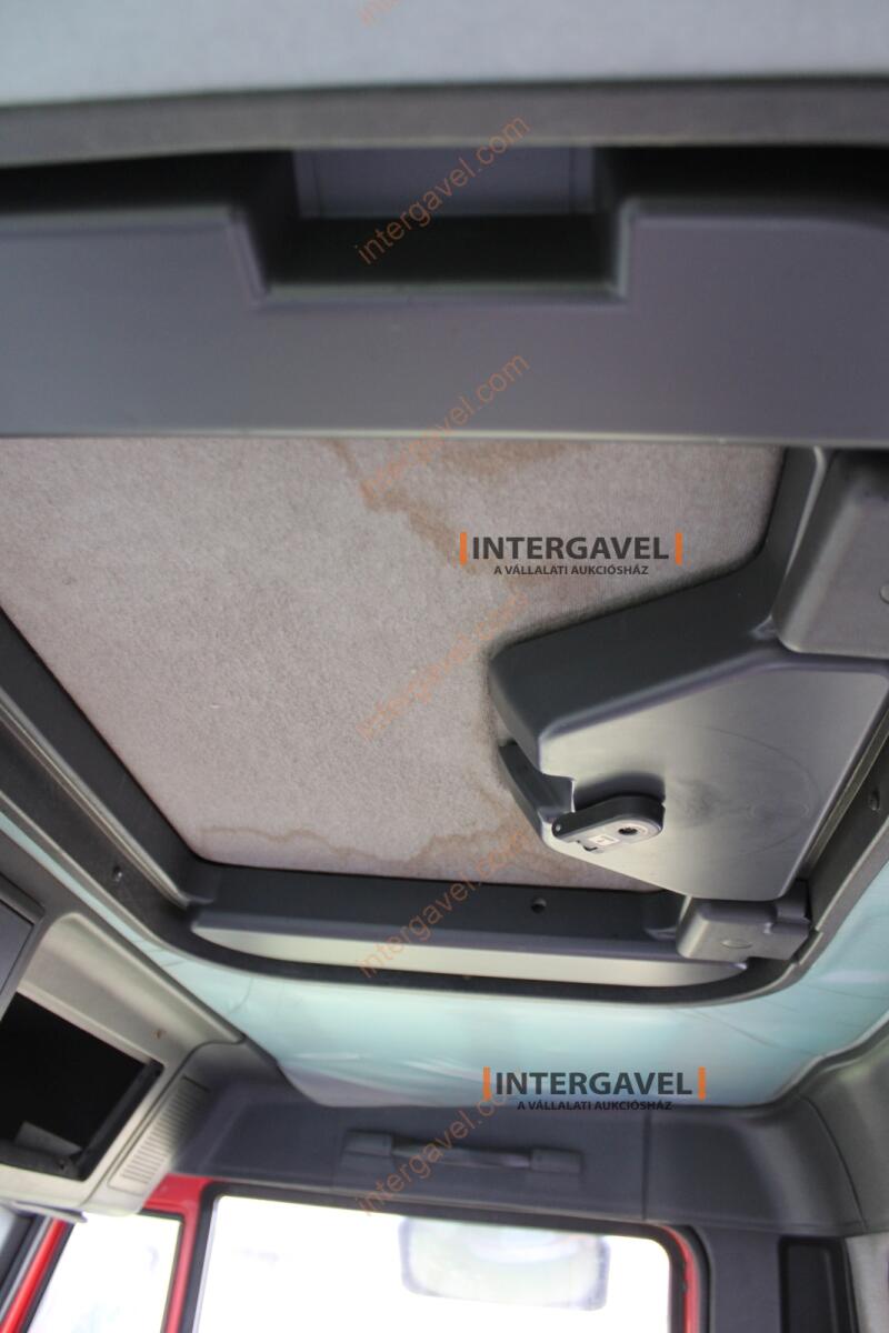 Teherautó - Iveco 37