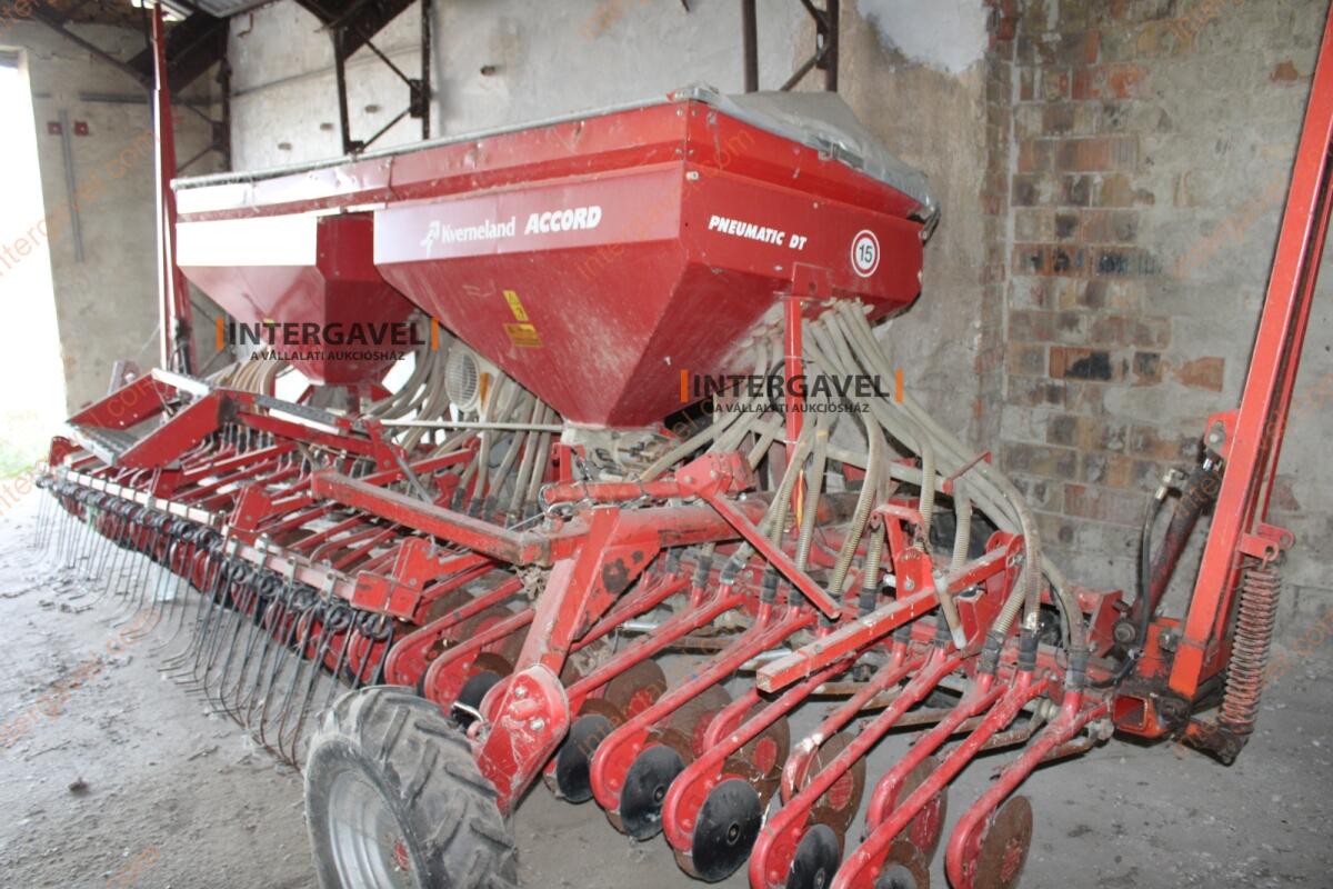 Gabonavetőgép - Kverneland 2