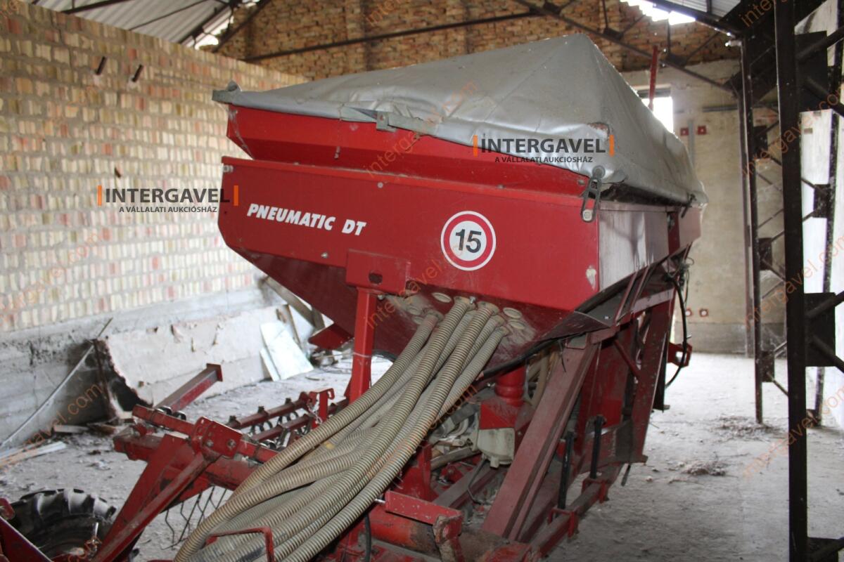 Gabonavetőgép - Kverneland 3