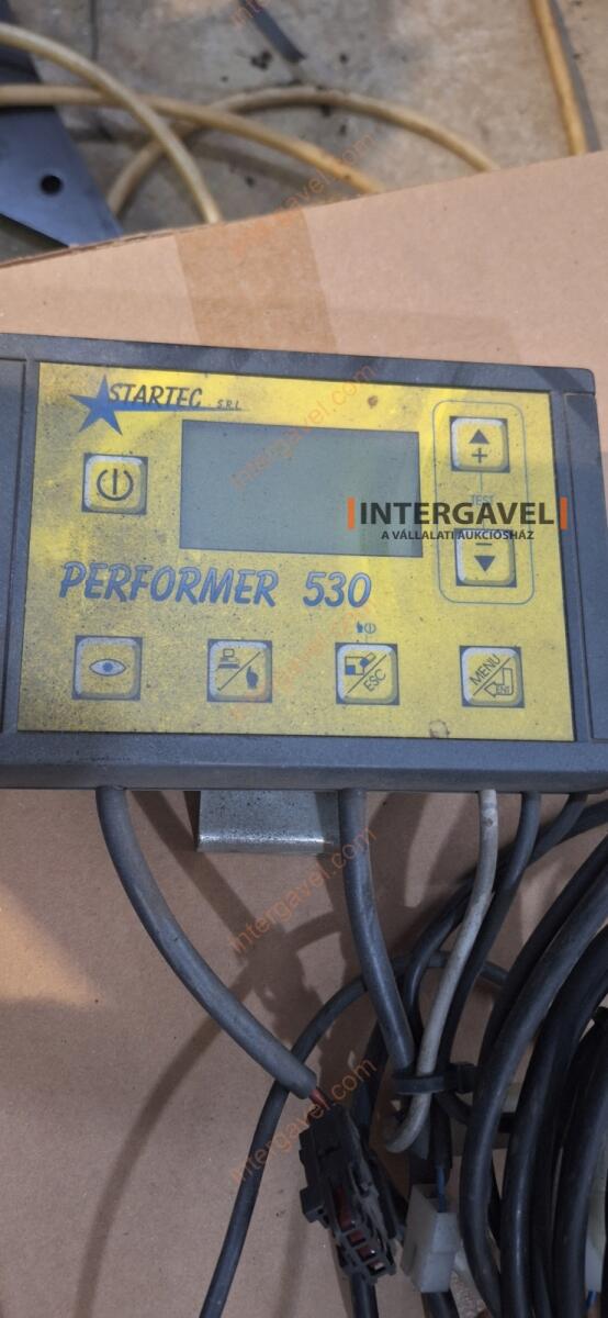 Gabonavetőgép - Kverneland 18