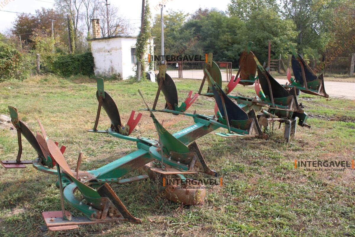 Váltvaforgató eke - Regent 3