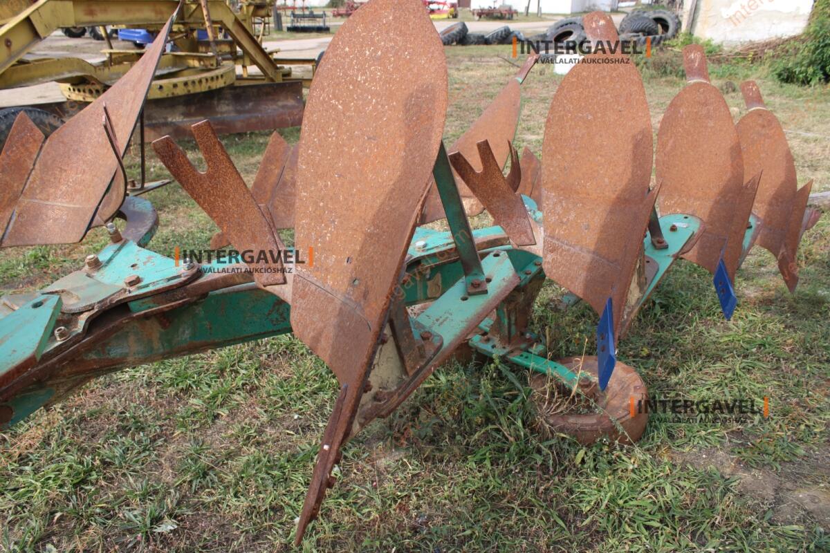 Váltvaforgató eke - Regent 6