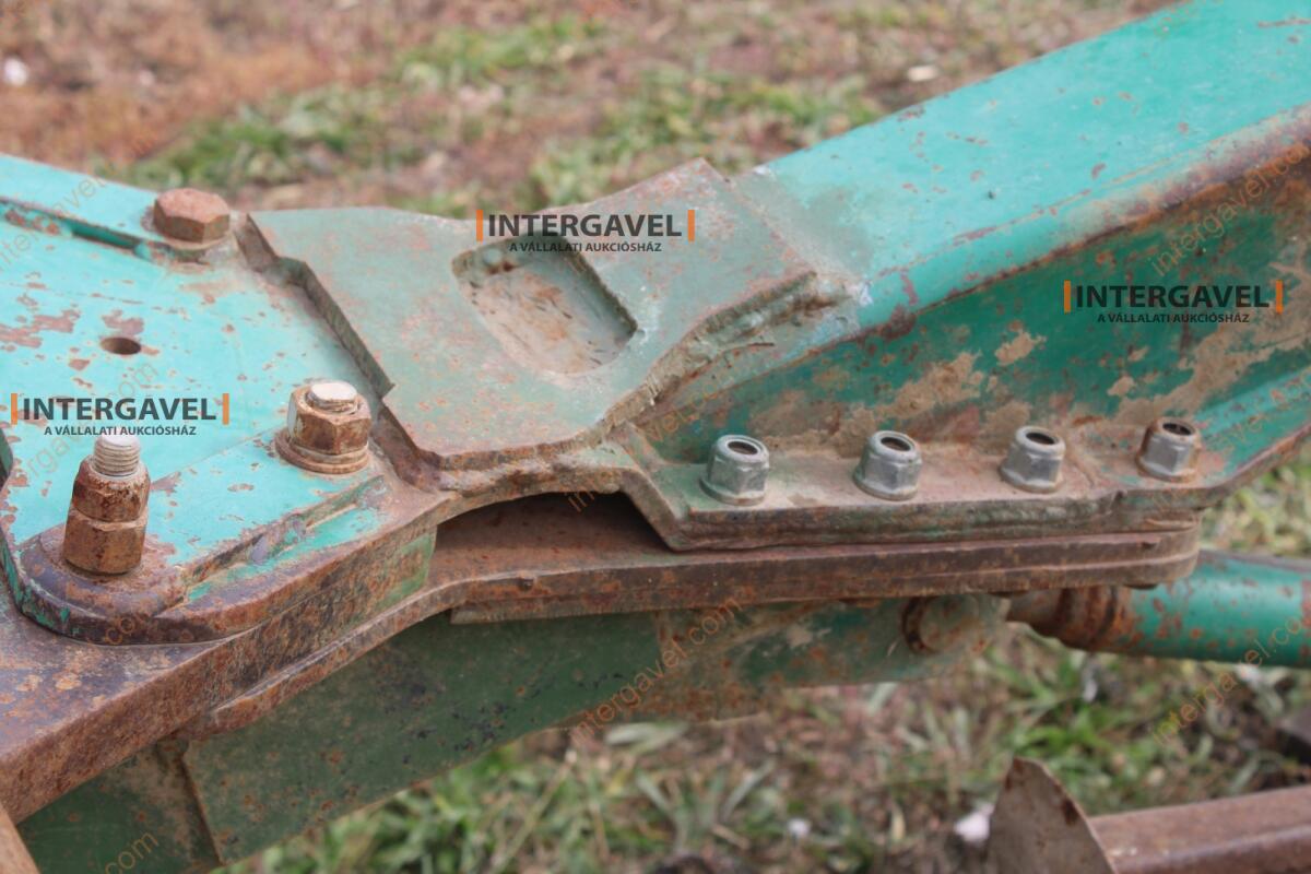 Váltvaforgató eke - Regent 13