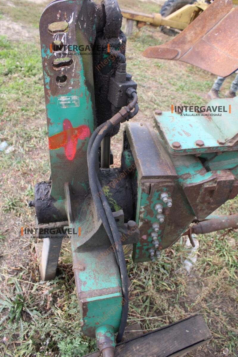 Váltvaforgató eke - Regent 15