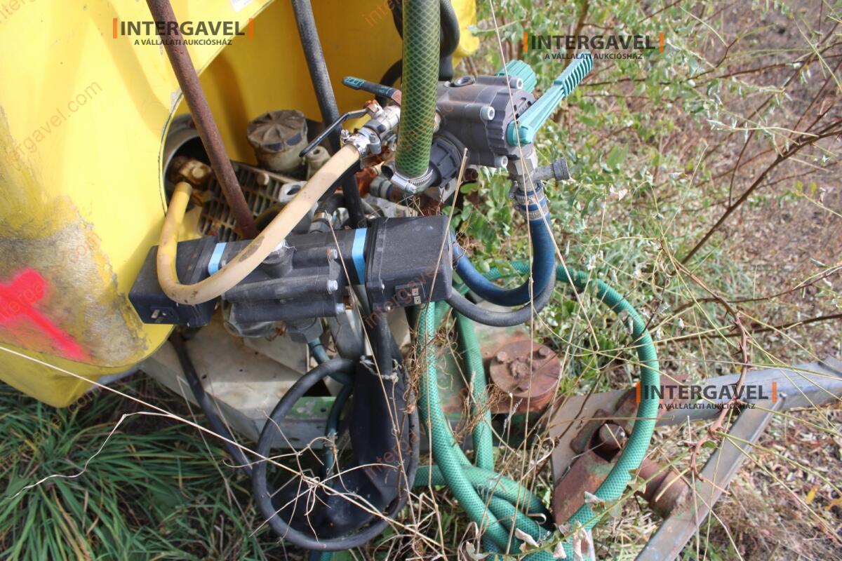 Vontatott permetező 6