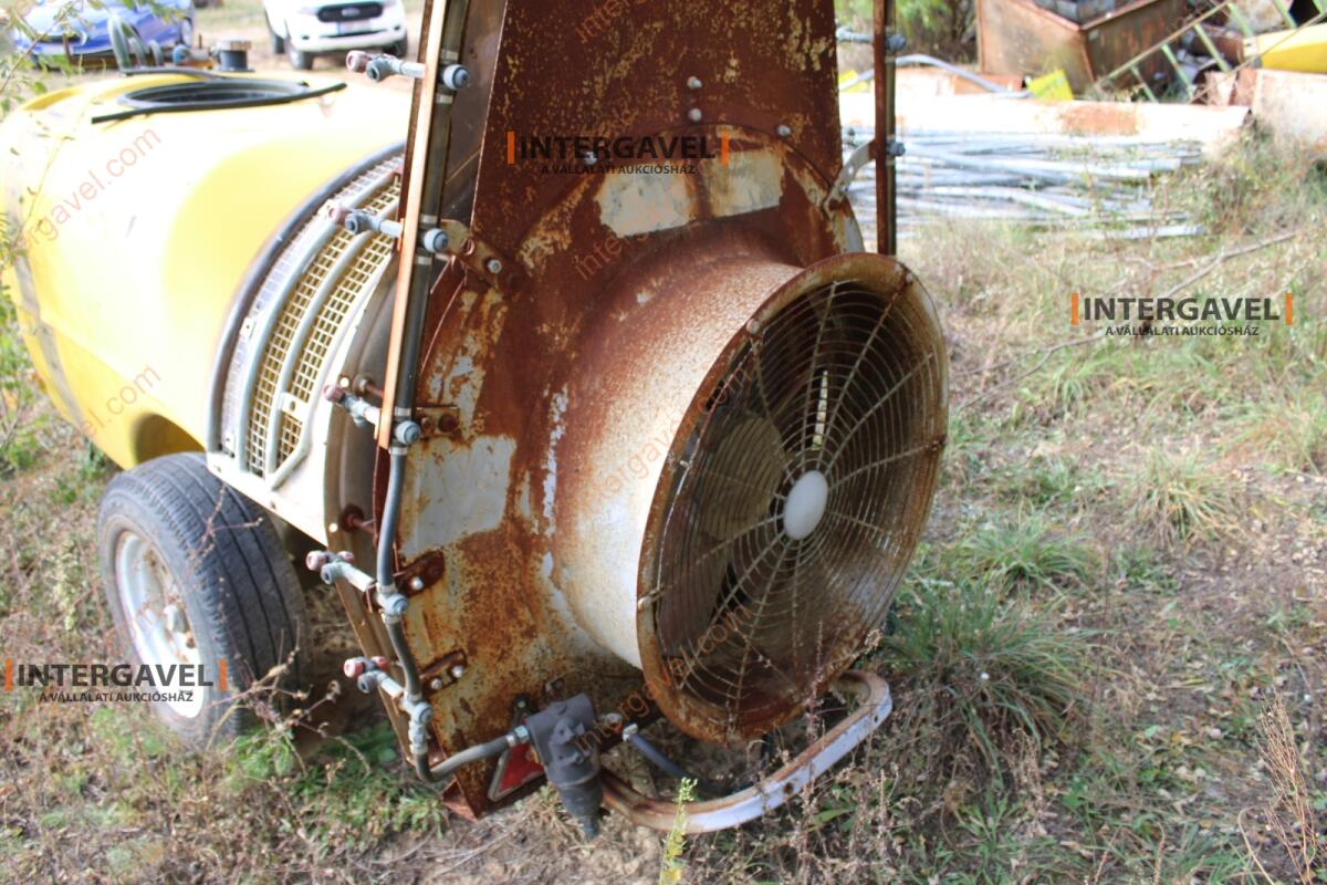 Vontatott permetező 15