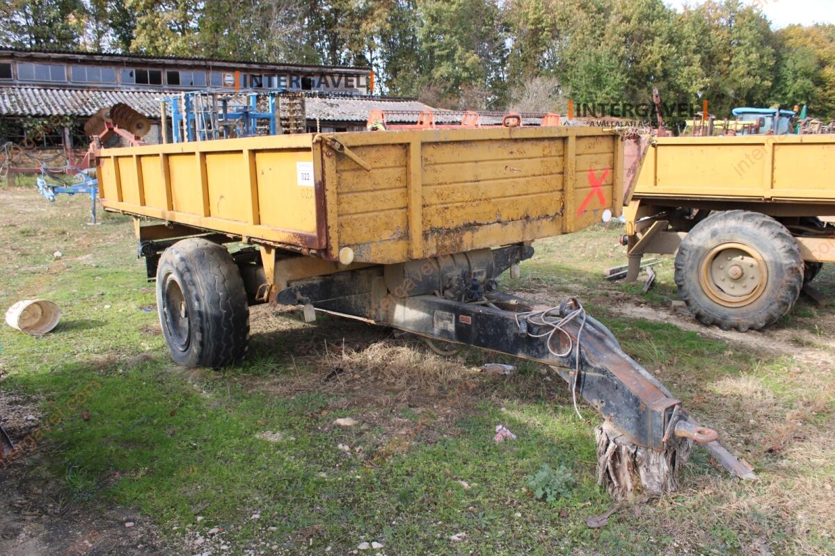 Pótkocsi- Erdőgép