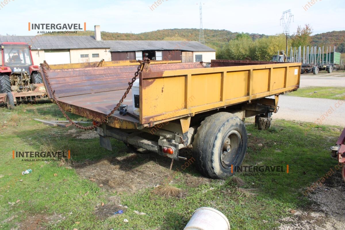 Pótkocsi- Erdőgép 2