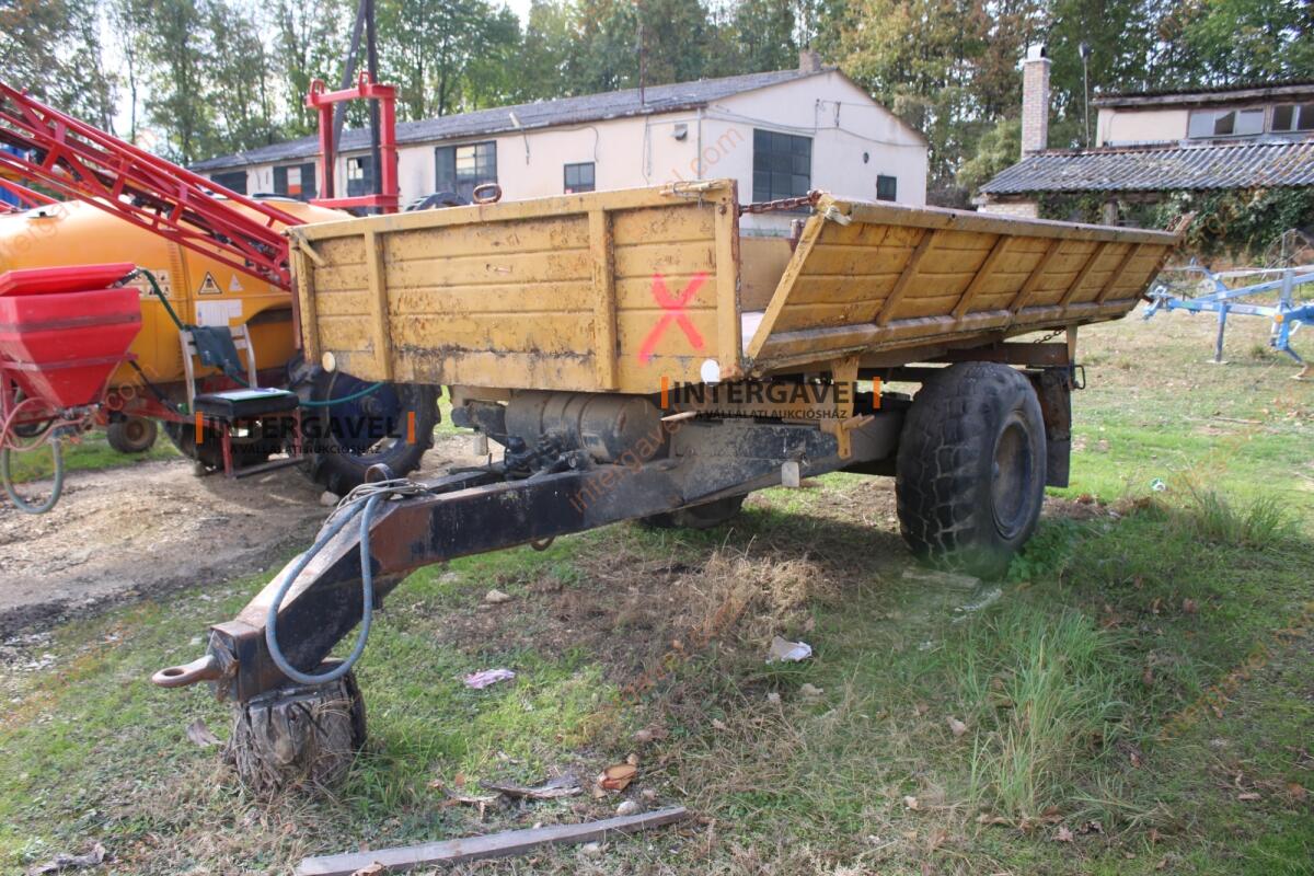 Pótkocsi- Erdőgép 4