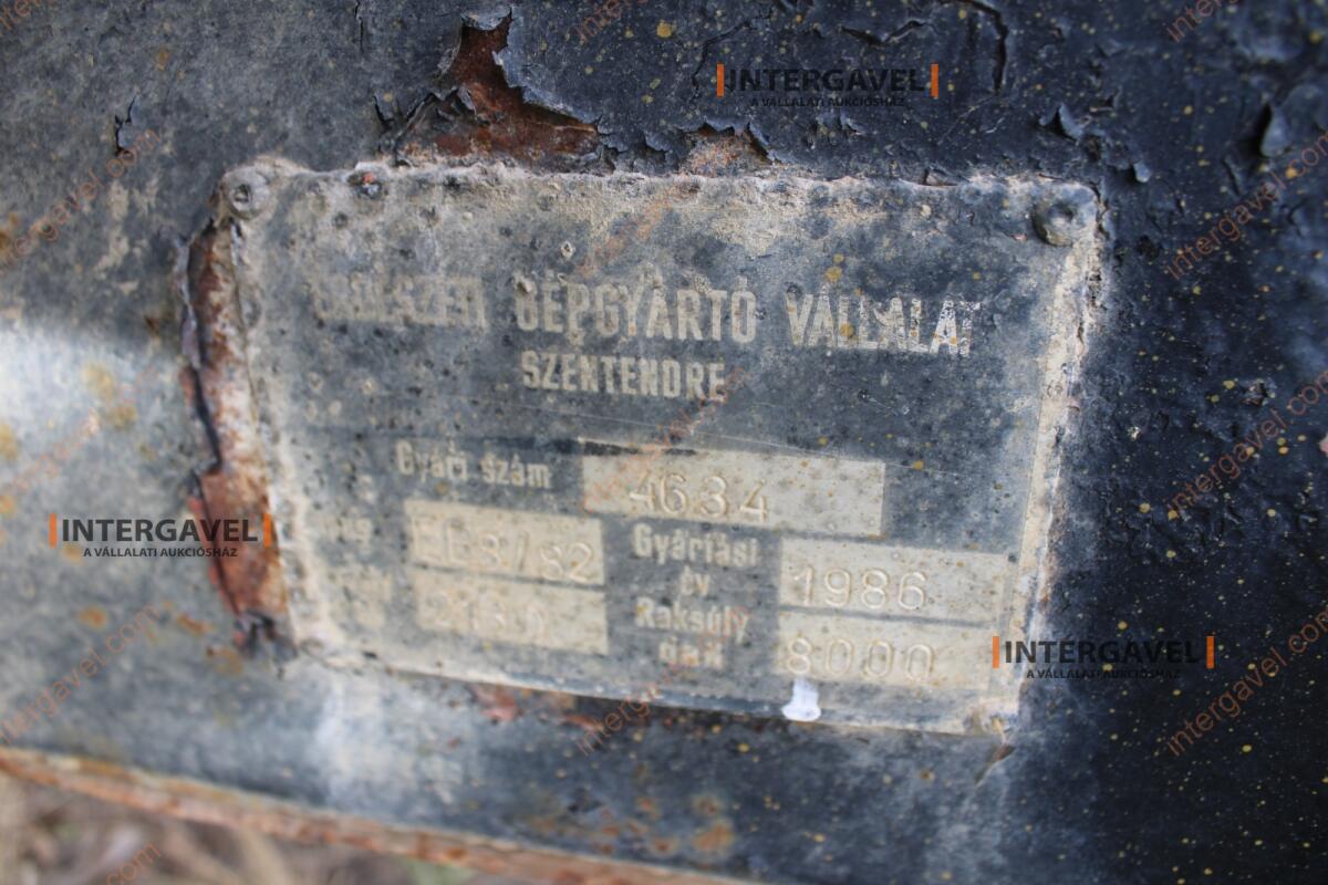 Pótkocsi- Erdőgép 5