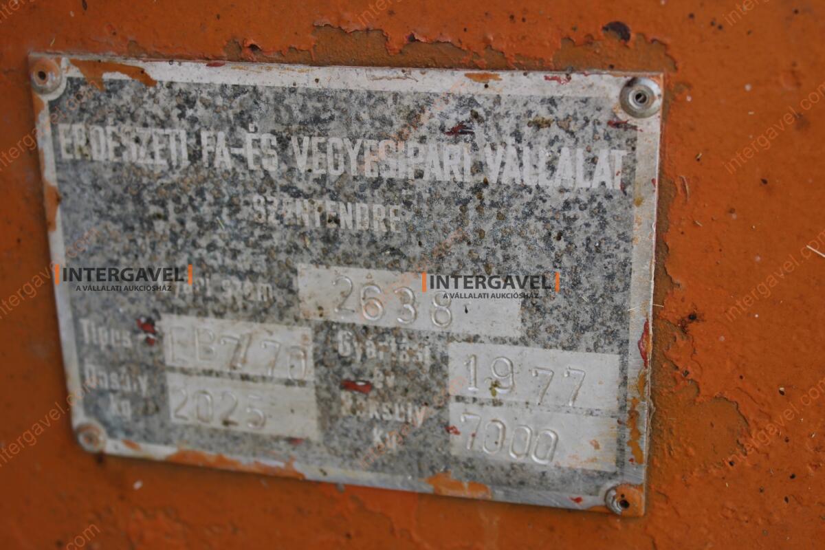 Pótkocsi - Erdőgép 6