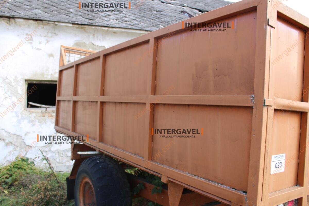 Pótkocsi - Erdőgép 8