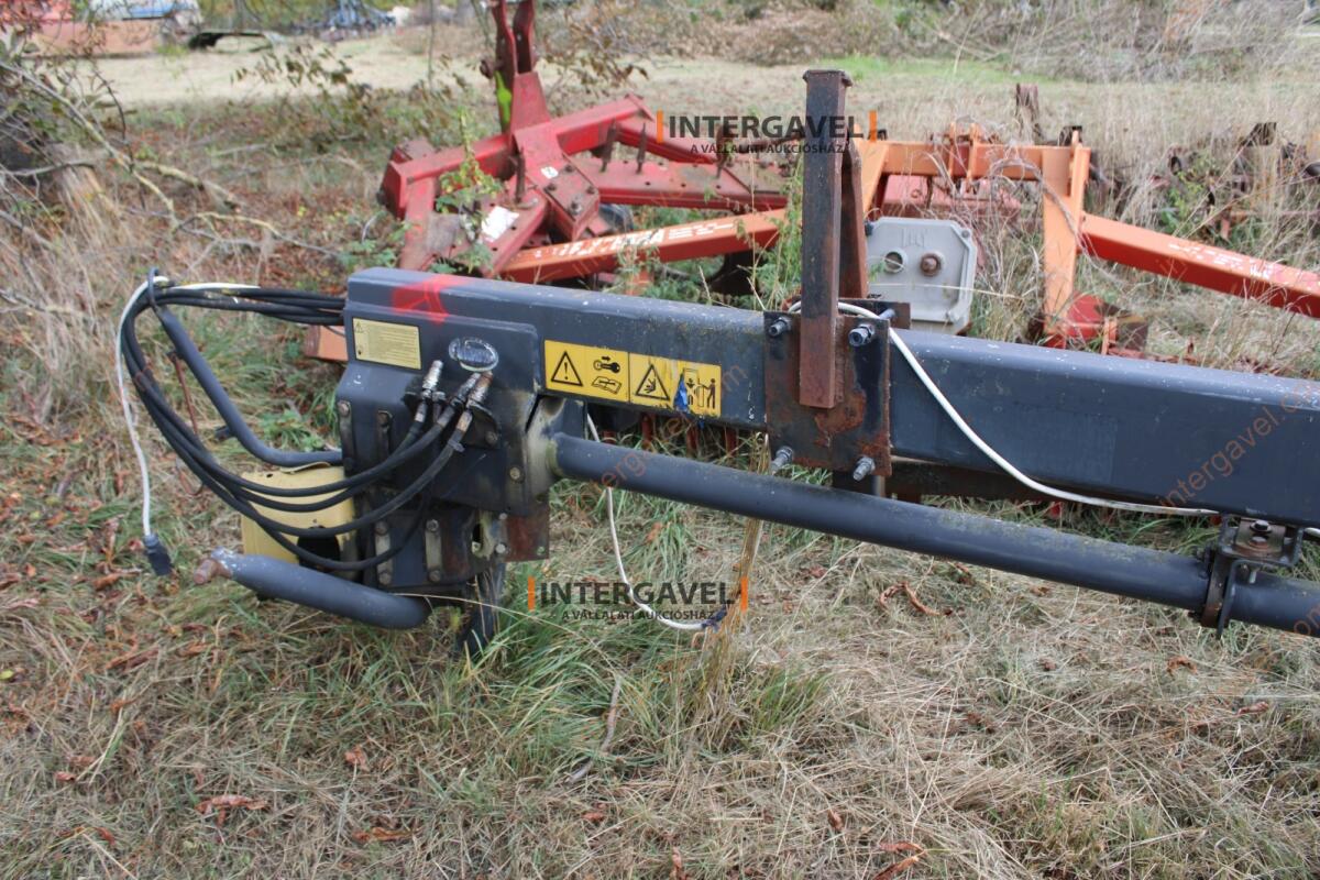 Vontatott tárcsás kasza - Kverneland 5