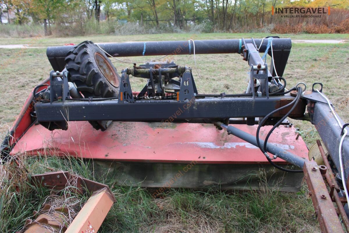 Vontatott tárcsás kasza - Kverneland 7