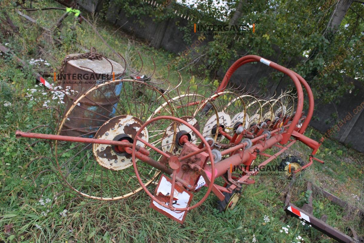 Csillagkerekes vontatott rendsodró 8