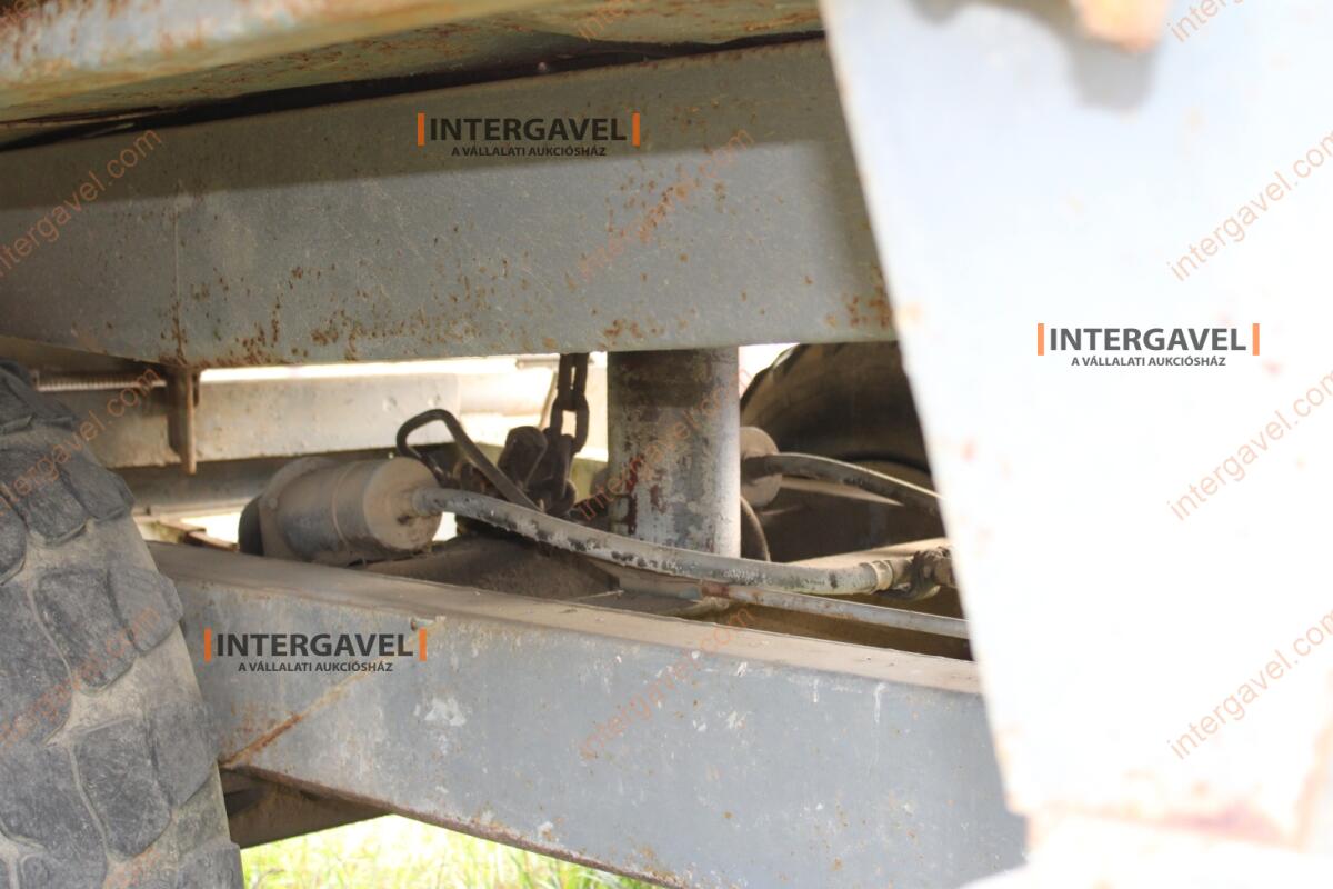 Pótkocsi - Erdőgép 8