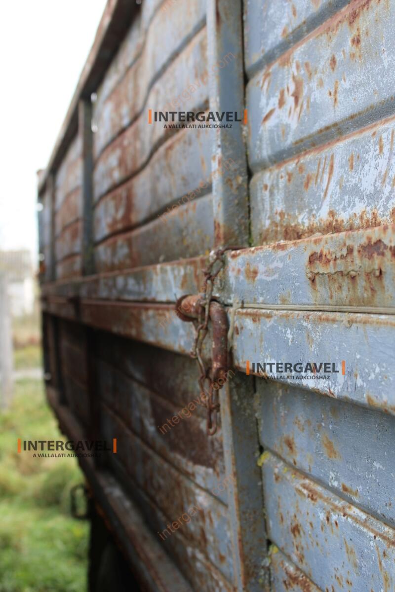 Pótkocsi - Erdőgép 9