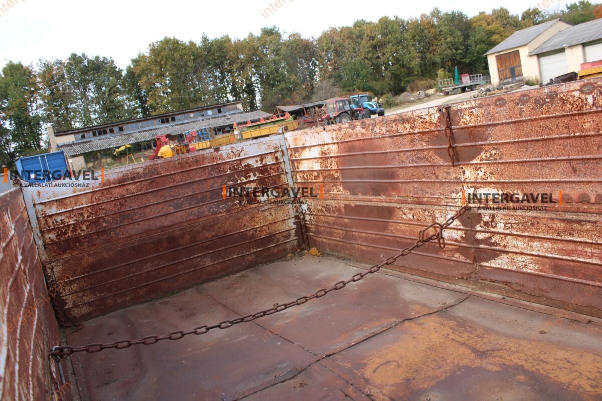 Pótkocsi - Erdőgép 19