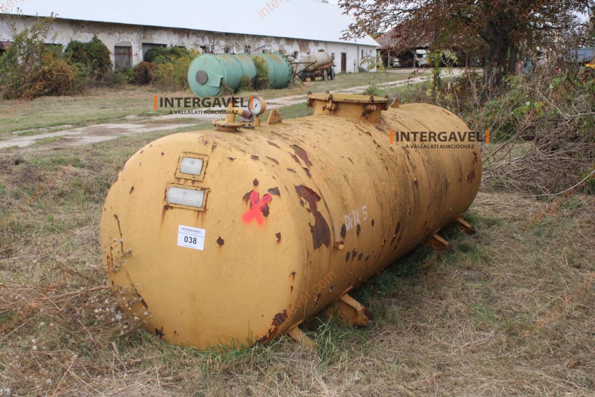 Tartálykocsi - DETK