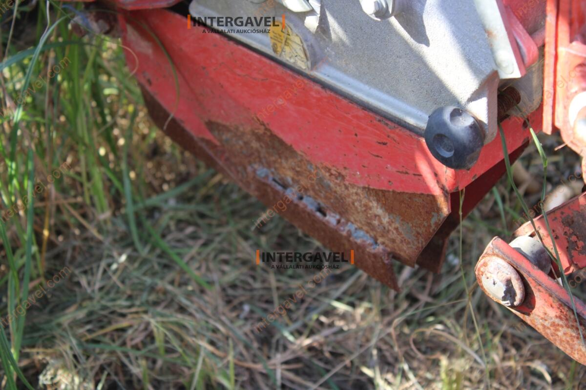 Szemenkénti vetőgép - Kverneland 16