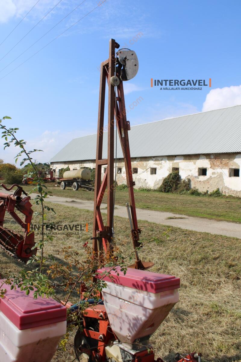 Szemenkénti vetőgép - Kverneland 22