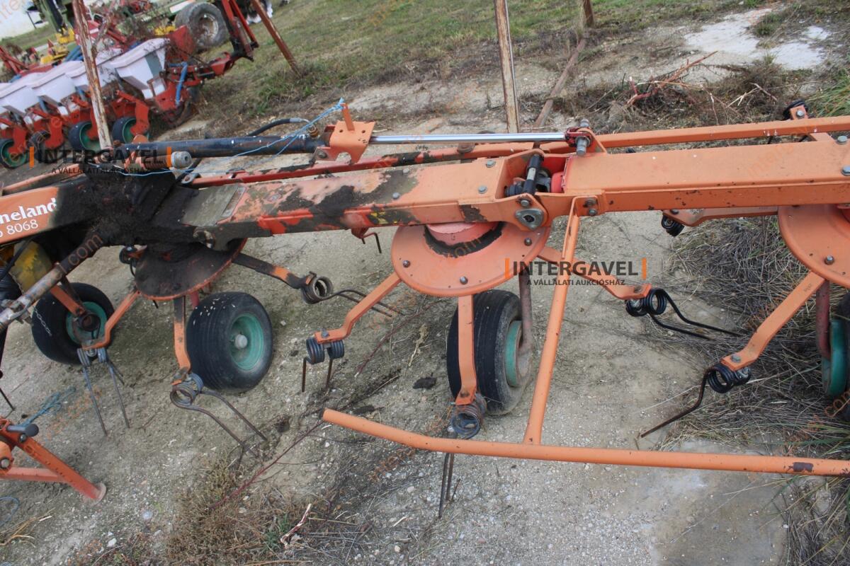 Rendterítő - Kverneland 9