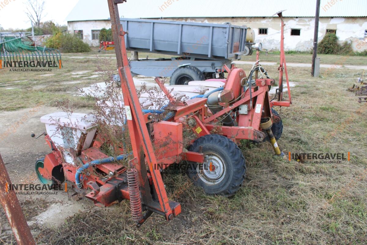 Szemenkénti vetőgép - Kvernaland 2